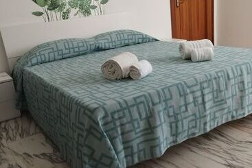 מלון דירות Thomas Home