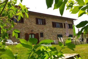 هتل روستایی Agriturismo Calcinaia Sul Lago
