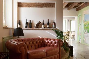 Le Maracla Country House