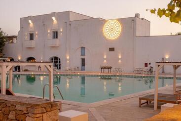هتل Masseria Malvindi