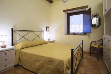 Agriturismo Ferento E Il Castagno