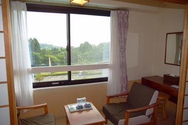 هتل Active Resorts Kirishima