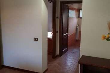 فندق ريفى Agriturismo Podere Casalone