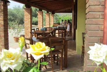 Agriturismo Sa Tiria