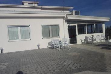تختخواب و صبحانه Osteria Dell Americano