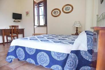 تختخواب و صبحانه Casa Vacanze Il Cenito
