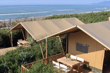 فندق Capalbio Glamping Village