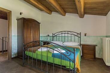 קוטג'' Agriturismo Eutopia