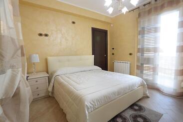 مبيت وإفطار Villa Etna Sea