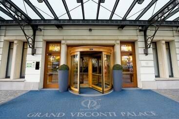 هتل Grand Visconti Palace