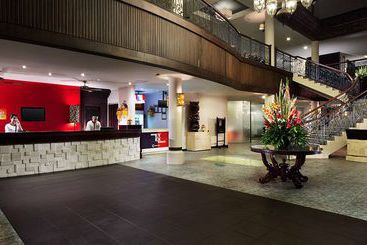 هتل White Rose Kuta Resort  Villas & Spa
