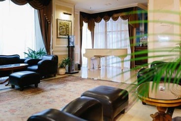 Grand Hotel Emerald