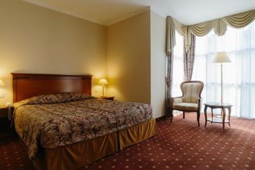 Grand Hotel Emerald