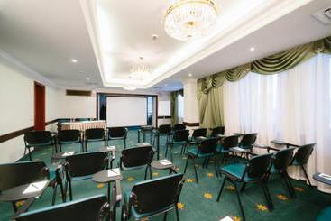 Grand Hotel Emerald