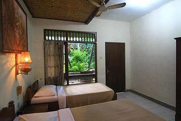 استراحتگاه Dewa Bharata Bungalows Candidasa