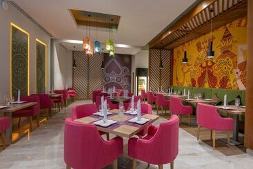 هتل Gran Muthu Rainbow - Adults Only
