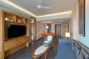 هتل Gran Muthu Rainbow - Adults Only