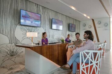 هتل Gran Muthu Rainbow - Adults Only