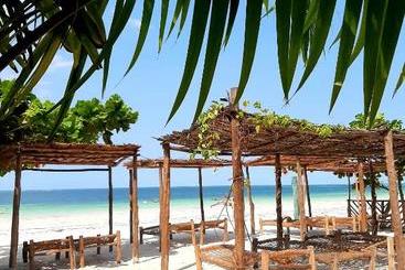 تختخواب و صبحانه Sunrise Lodge Zanzibar