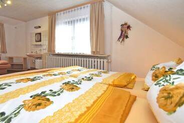 קוטג'' Flat Near The Forest In Frauenwald Thuringia