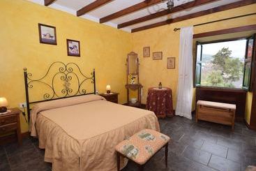 Cozy Cottage In Orotava With Swimming Pool