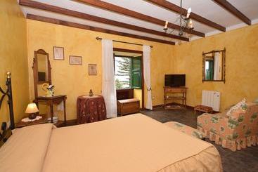 Cozy Cottage In Orotava With Swimming Pool