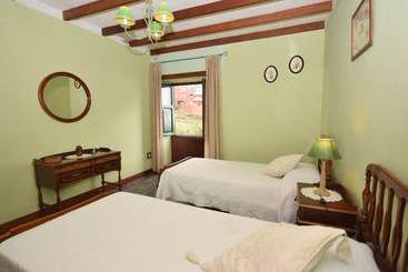 Cozy Cottage In Orotava With Swimming Pool