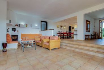 Cozy Cottage In Porto Cristo Novo With Swimming Pool