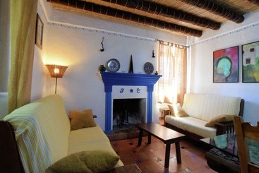 Lavish Cottage In Fuentes De Cesna With Pool
