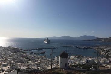 Rania Apartments Sea View