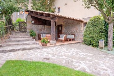 Rural Cottage In The Catalonian Prepyrenees