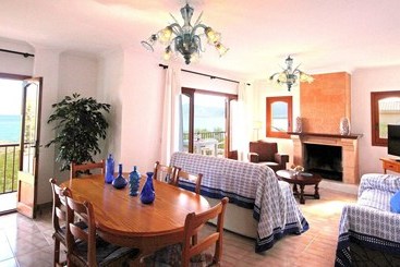 Mallorca Beach Front Line House 6 Pers