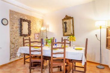 Mallorca Traditional Townhouse Holiday In Llubi