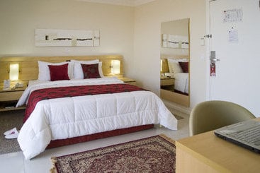 Bourbon Vitoria Residence Hotel