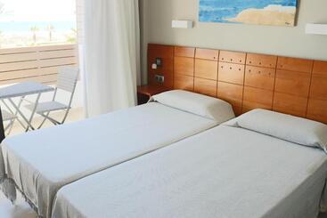 فندق Costa Azahar