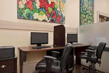 The Plaza Hotel Downtown, Trademark Collection By Wyndham