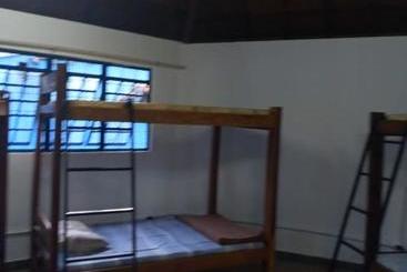 Hostel E Camping Jardim Da Mata