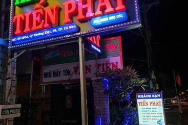هتل Khách Sạn Tiến Phát
