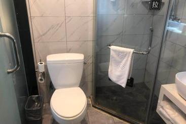 هتل 7days Premium Anshan Railway Station Pedestrian Street Branch