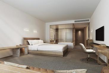 هتل Hilton Lijiang