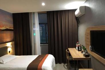 Jun Hotels Anhui Fuyang Yingshang County Guanzhong Avenue Store