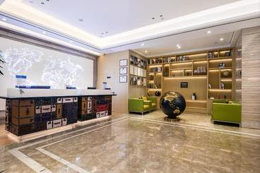 هتل Kyriad Marvelous ·fuzhou Sanfang Qixiang
