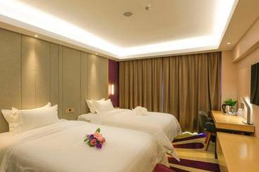 Lavande Hotels·qiannan Libo