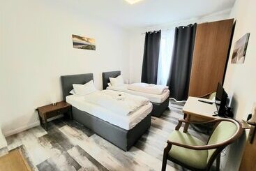 تختخواب و صبحانه City Center Hotel Garni Cuxhaven