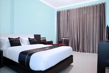 בית מלון כפרי Oyo 3114 Residence Dalimo