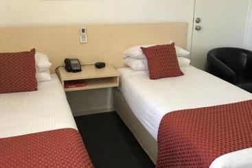 Adelaide Airport Motel