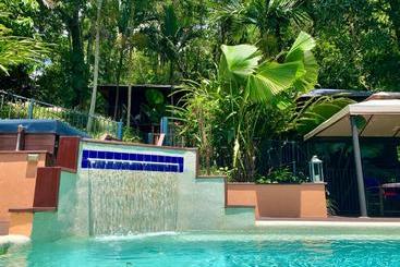 تختخواب و صبحانه Cairns Rainforest Retreat