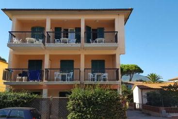 هتل Villa Etrusca