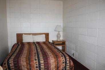 هتل Dakota Inn