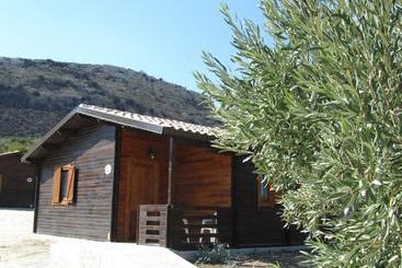هتل Agriturismo Timpa Del Sole